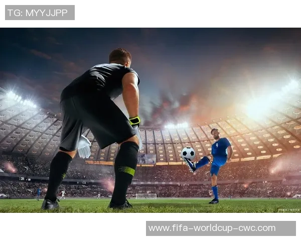 现足球球星的崛起与挑战解析他们在赛场内外的影响力与未来发展